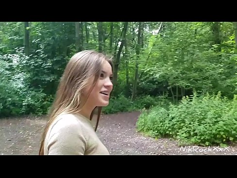 ❤️ Evelinari toki publiko batean izorratzen genuela proposatu nion! Baietz esan zuen. Orduan ipurdian izorratu eta ahoan esperma. Orduan bere burua haserretu zen. ❤ Kalitatezko sexua %eu.mass-pr.ruan ❌