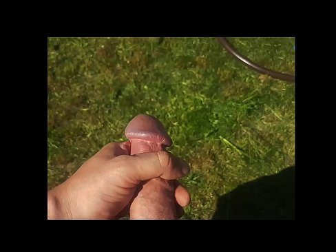 ❤️ Hottie beroa bere pussy arrosa izorratu egiten du eta udako lorategi batean squirt batekin esperma egiten du ❤ Kalitatezko sexua %eu.mass-pr.ruan ❌