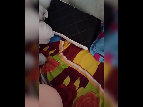❤️ Nire gelakidea etxean bakarrik geratzen da, bere senarra oporretara joaten delako eta nik izorratzeko eta ipurdia esnez betetzeko aprobetxatzen dut ❤ Kalitatezko sexua %eu.mass-pr.ruan ❌